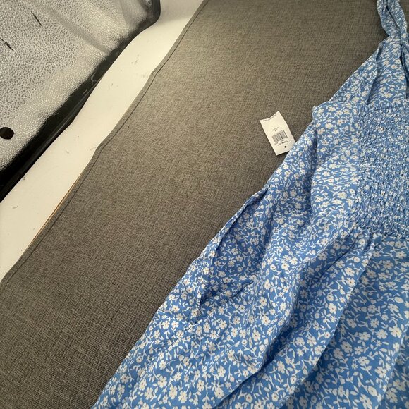 New Old Navy Womens Romper Blue & White Floral Plus 2X Rayon/ Viscose Strappy - Picture 11 of 12